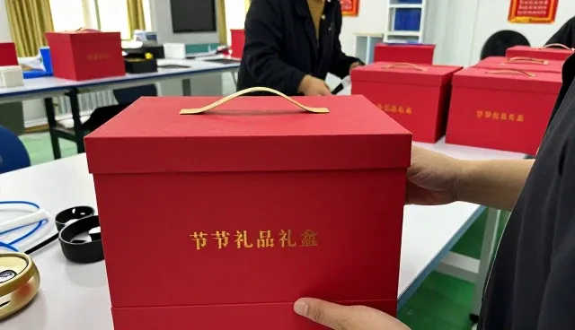 维护保养解决方案中的促销赠品套装选择
